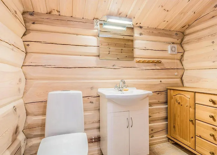 Semesterbostad Beautiful In Dalholen With Sauna *
